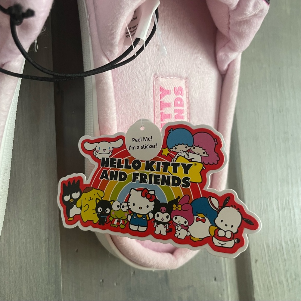 Hello Kitty and Friends Slippers pink hard sole Sanrio new with tags gift idea - Picture 3 of 7